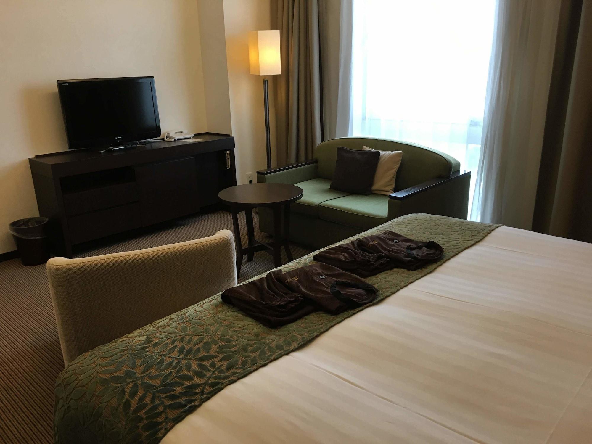Urayasu Spa & Hotel Maihama Eurasia מראה חיצוני תמונה