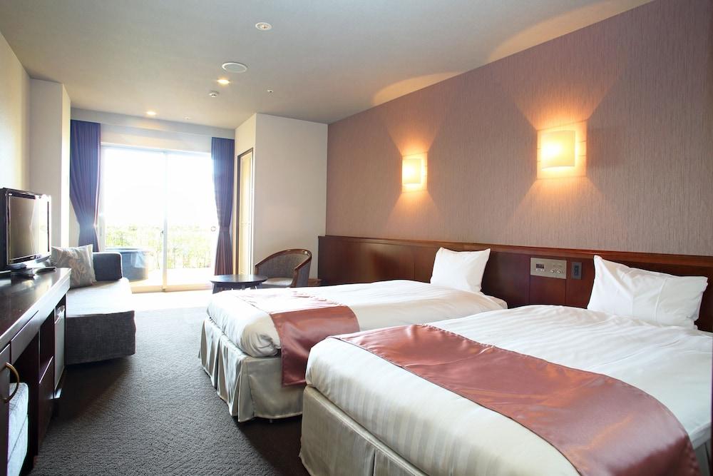 Urayasu Spa & Hotel Maihama Eurasia מראה חיצוני תמונה