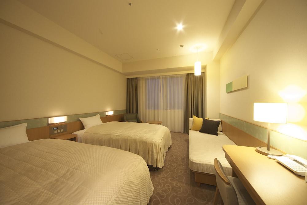 Urayasu Spa & Hotel Maihama Eurasia מראה חיצוני תמונה