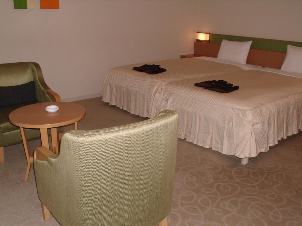 Urayasu Spa & Hotel Maihama Eurasia מראה חיצוני תמונה
