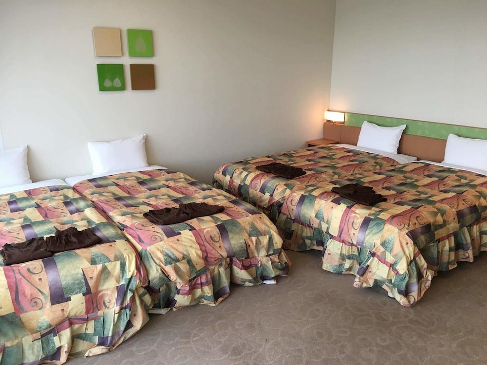 Urayasu Spa & Hotel Maihama Eurasia מראה חיצוני תמונה